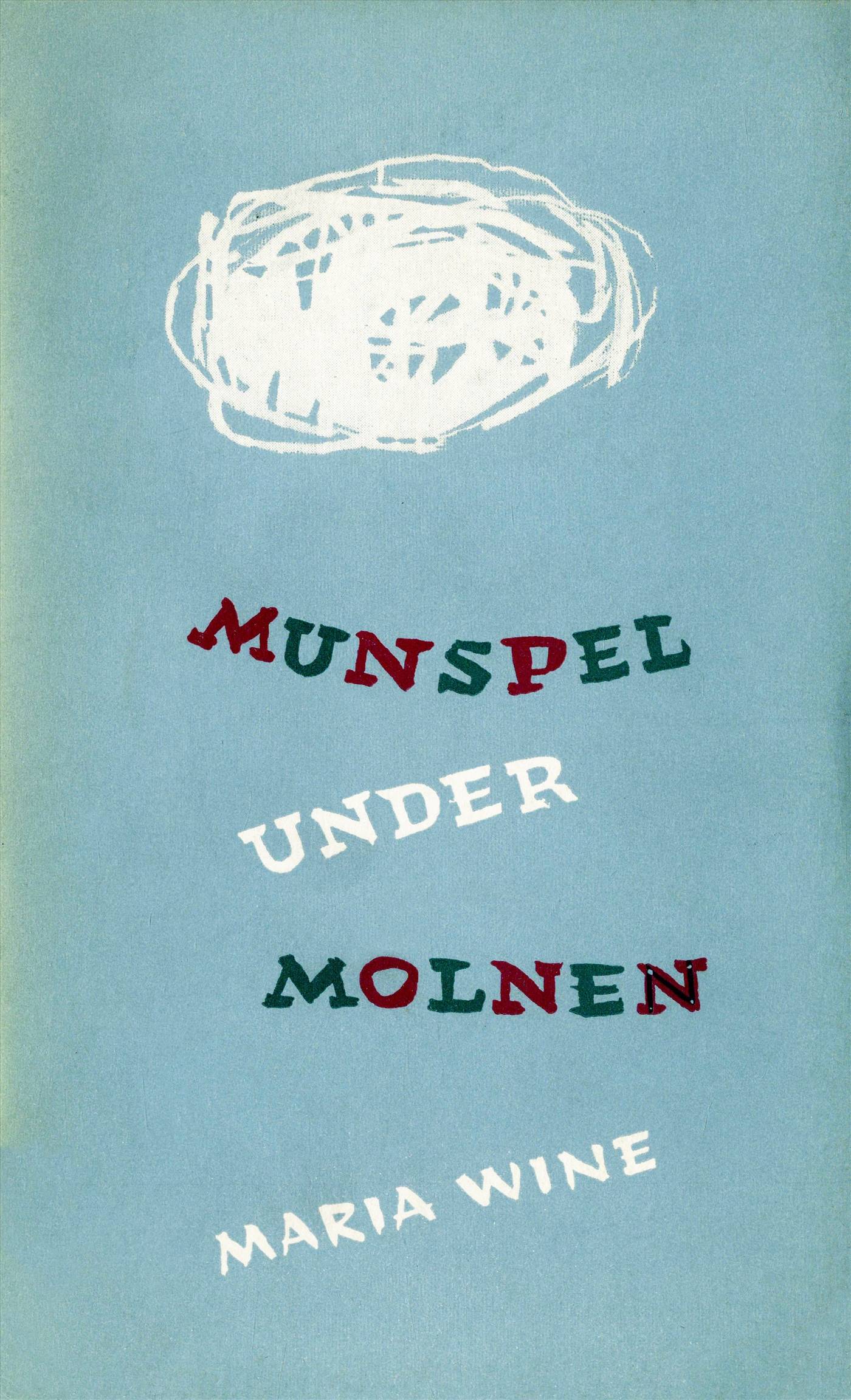 Munspel under molnen