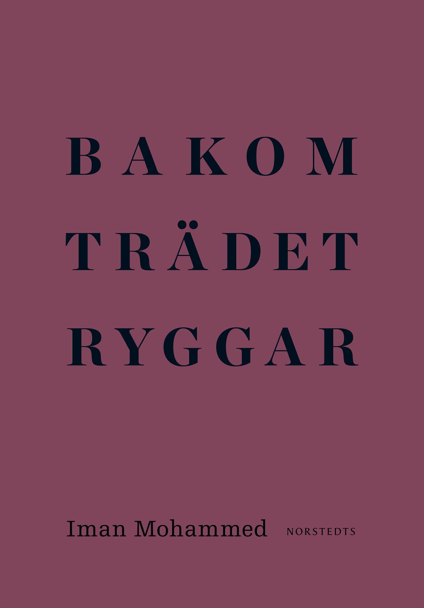 Bakom trädet ryggar