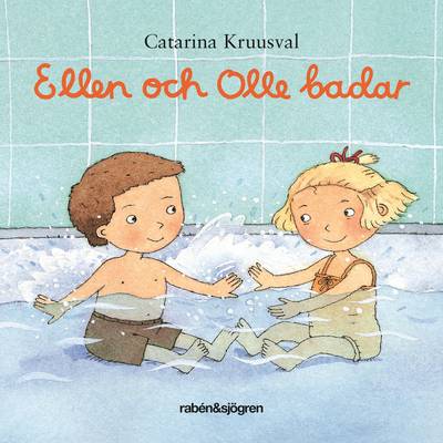 Ellen och Olle badar