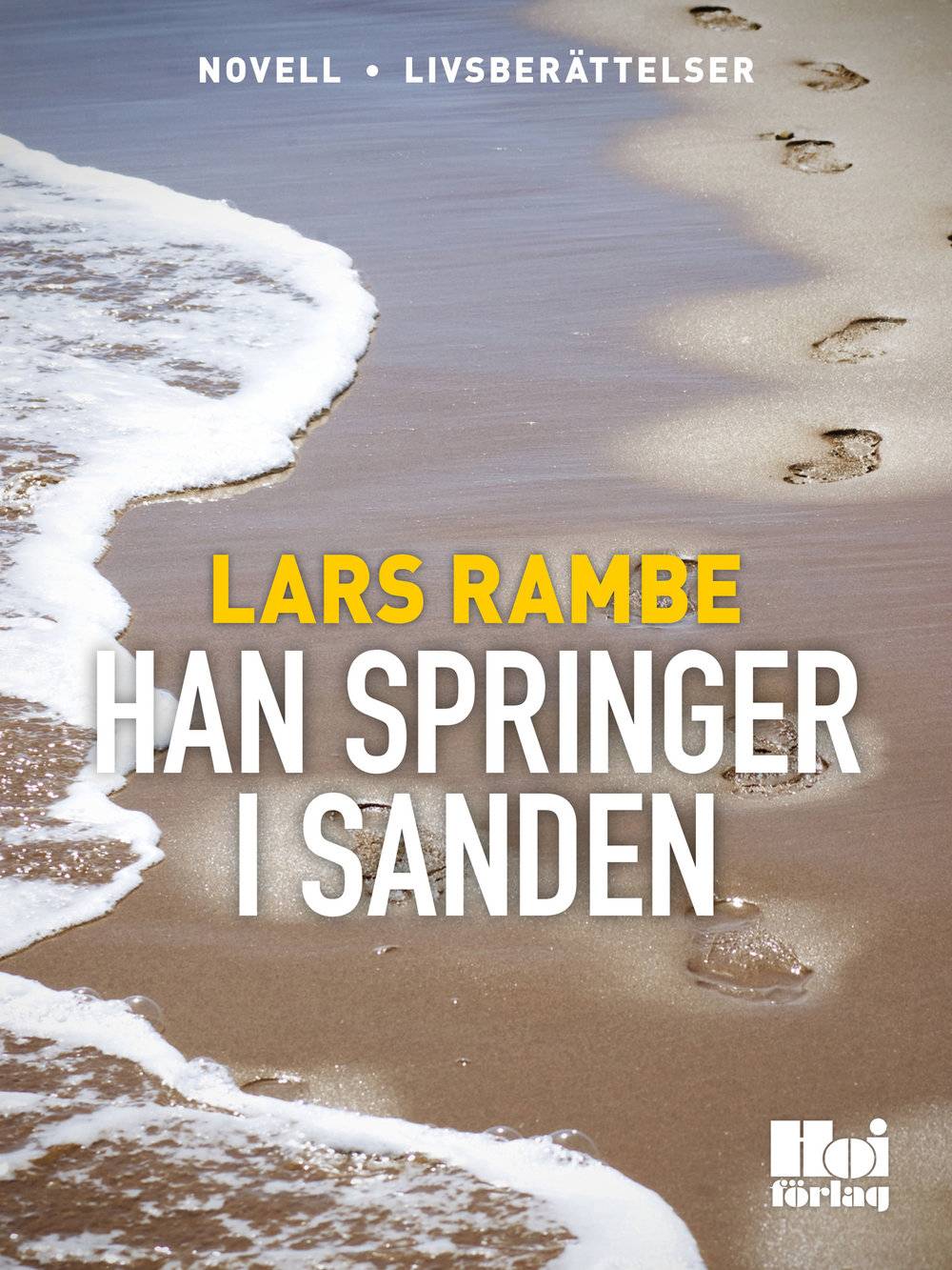 Han springer i sanden