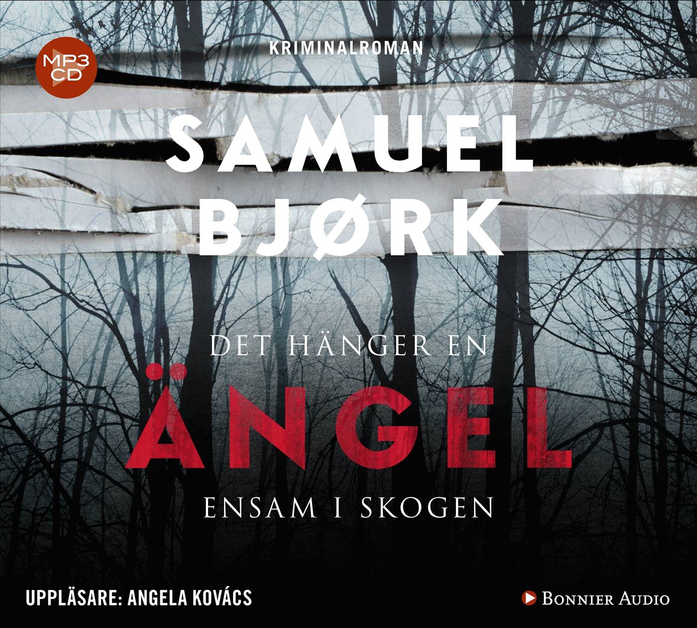 Det hänger en ängel ensam i skogen